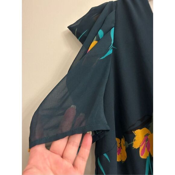 NWT ASTR the Label dark green floral dress asymmetrical size M - Picture 7 of 12